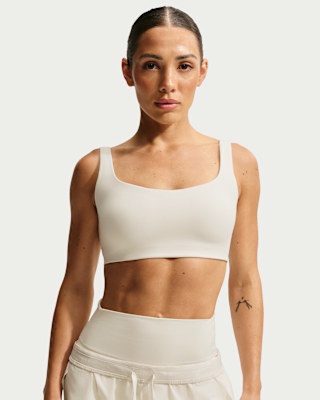 NIKE公式】NikeSKIMS Matte ウィメンズ スクープネック ブラ